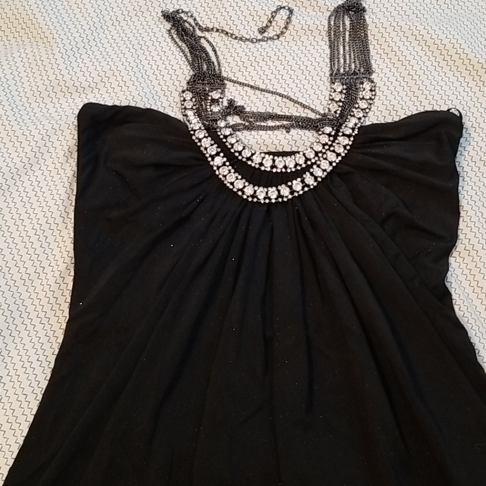Dress - Picture 2 of 2